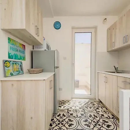 2min Away From Mdina In Townhouse Pensionat