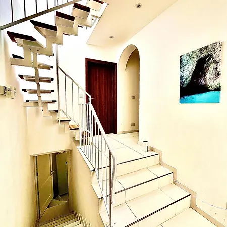Affittacamere 2min Away From Mdina In Townhouse Rabat